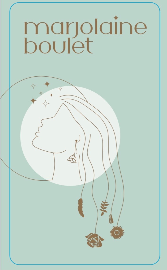 Marjolaine Boulet, Propriétaire, Thérapeute en Soins Holistiques & Médium